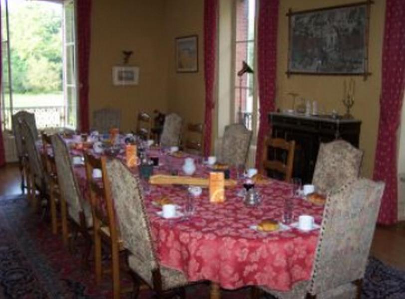 Chateau Des Bouffards Brinon-sur-Sauldre Dış mekan fotoğraf